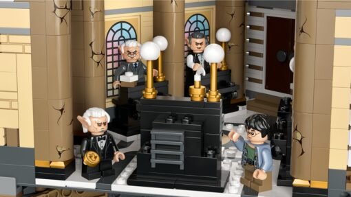 Gringotts™ Wizarding Bank – Collectors' Edition - Image 11