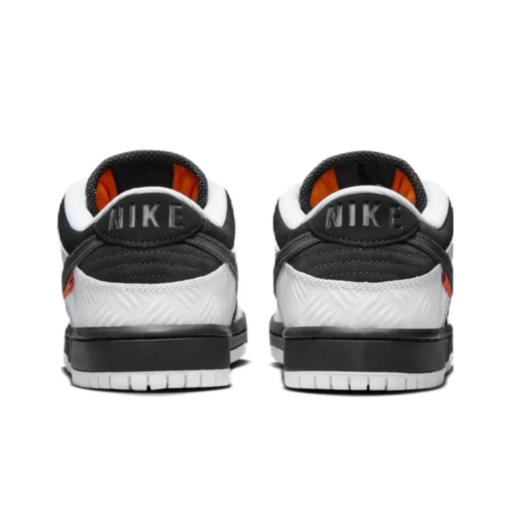 TIGHTBOOTH x Nike Dunk SB Low - Image 6