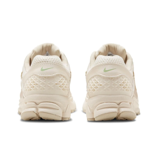 Nike Air Zoom Vomero 5 - Image 5